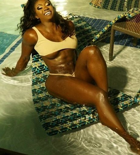 Iamnayfit exklusive nackte galerie