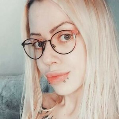 Jessisapphyri pornostar hübsche bilder