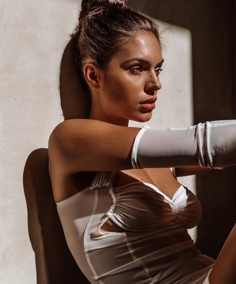 Alyssa Lynch schöne nackte galerien