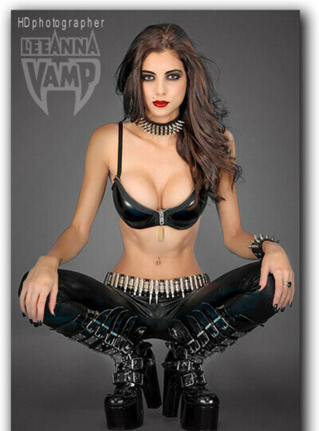 LeeAnna Vamp exklusive akt bilder