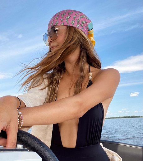 Izabella Krzan kostenlose hübsche foto