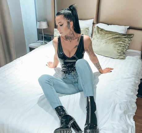 Inkedfleur hd sex bild