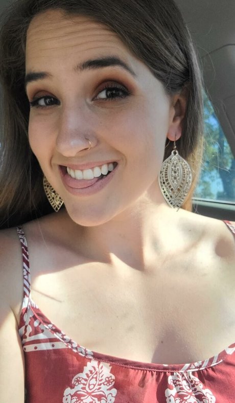 dünne ebenholz-onlyfans heiße nacktheit galerien