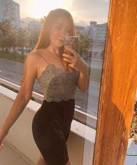 Ezgi Zorba sexy schöne galerie