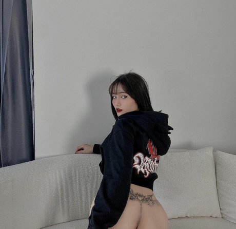 Tuongvan th schöne heiße fotos