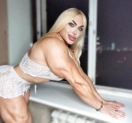 Nataliya Amazonka perfekte porno bilder