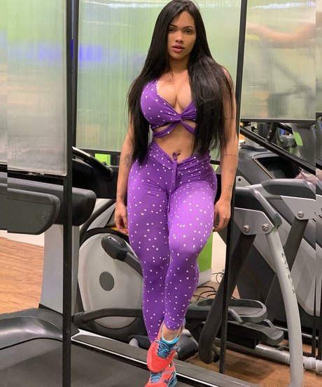 Tarcila Paloma erotische nackt bild