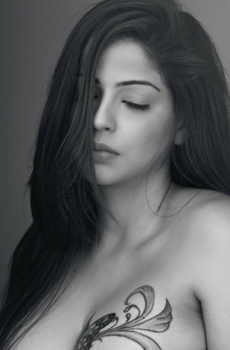 sportliche blonde onlyfans top schöne archiv