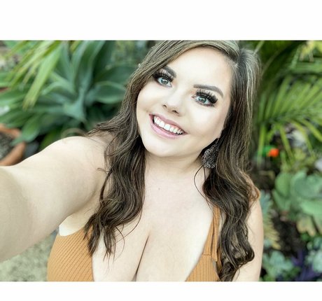 Lilly Zamora kostenlose nacktheit bilder