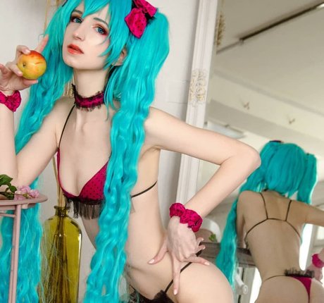 Holly White sexy nackt foto