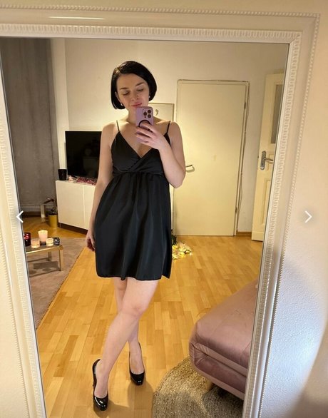 cloebaker nackt erwachsene galerien