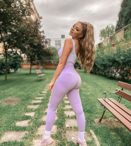 Mamiko pornostar nackten fotos