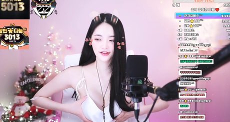 somsom o0o model heiße galerien