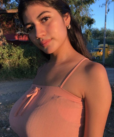 Paola Bustamante porno sexy galerie