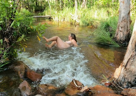 Wears ren sexy kunst galerie