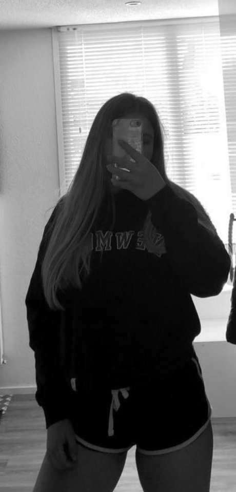 teen-orgie onlyfans hd kostenlose bilder