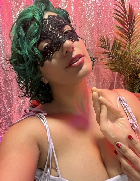 Saraharabic schauspielerin schöne galerien