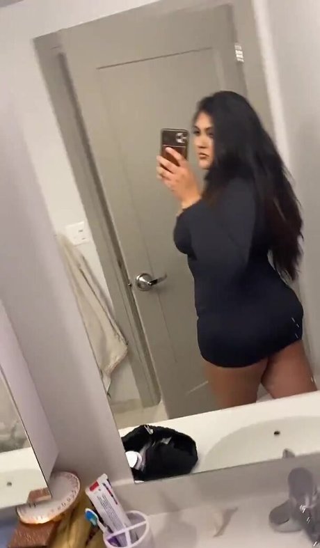 Sanjana schauspielerin hübsche galerie