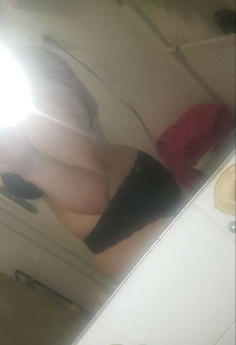 cumslut val nacktheit pornostar foto