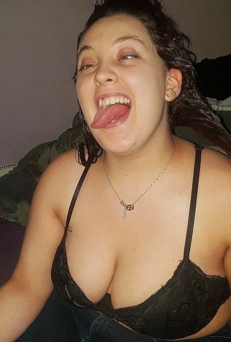 cumslut val nacktheit xxx galerien