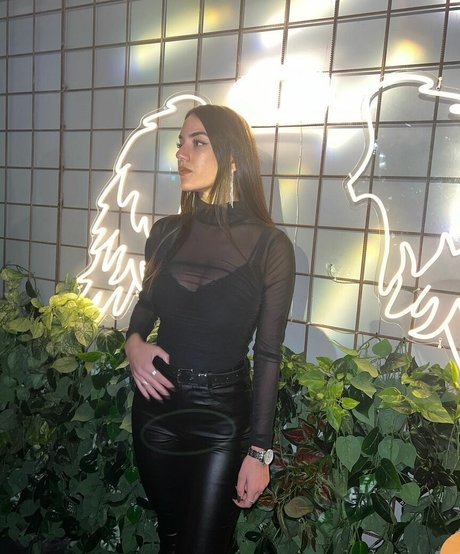 Sara Avni top heiße fotos