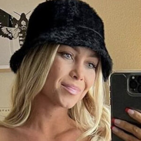 Hailey Ostrom heiße bilder