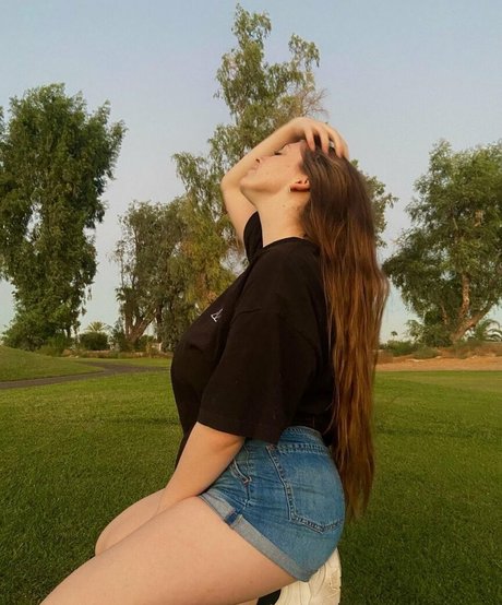 Lily Patrick kunst exklusive bild