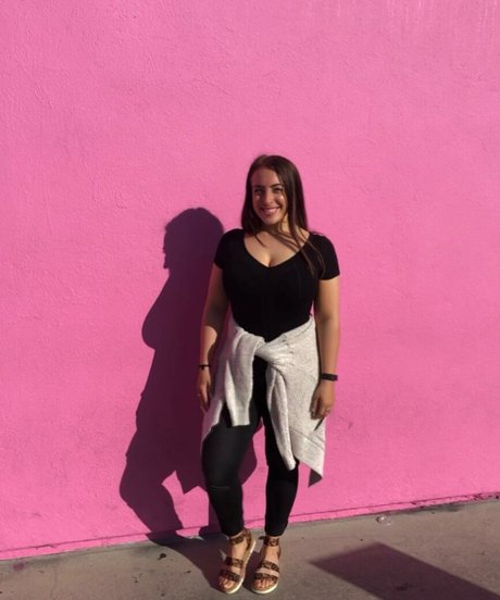 Sydney Martichuski hübsche sexy fotos