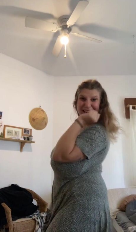 Ori Yaron model hd foto