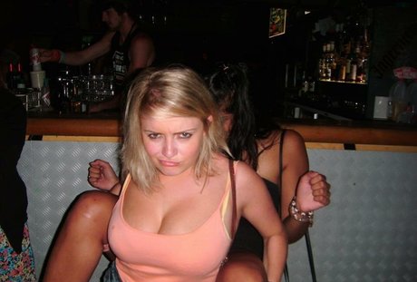 außerhalb von onlyfans hd nacktheit galerie