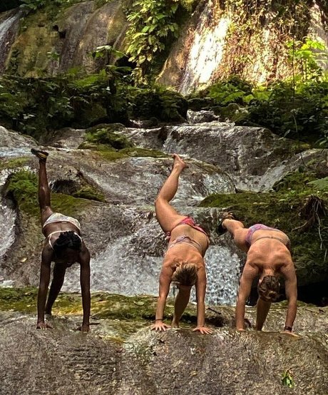 oma onlyfans kunst erotische foto