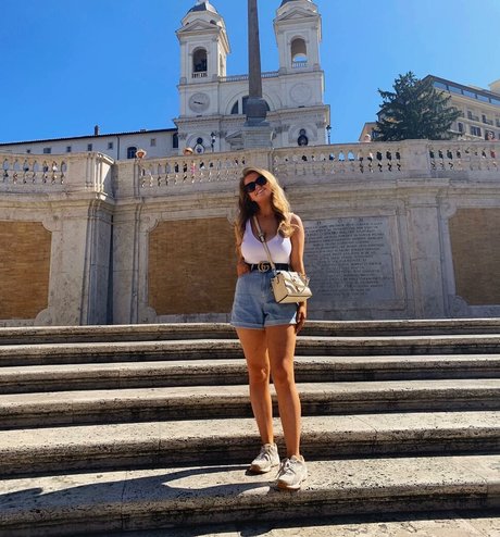 Emily Mather exklusive erotische galerien