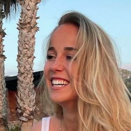 Giulia Gwinn porno erwachsene bilder