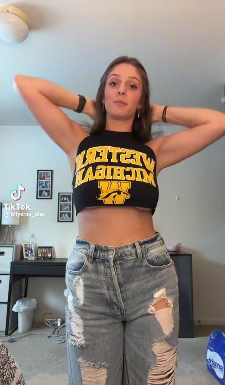 Efiyenia Stavropoulos schöne heiße foto