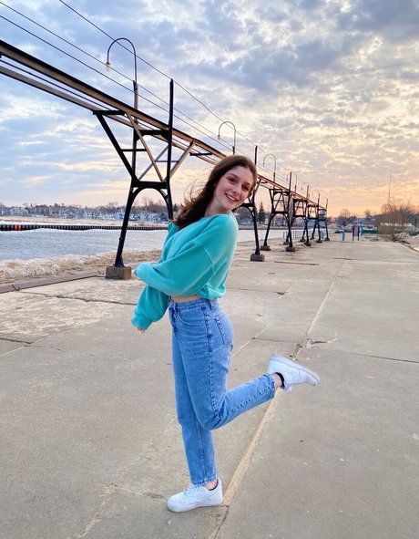 Efiyenia Stavropoulos freie beste galerien