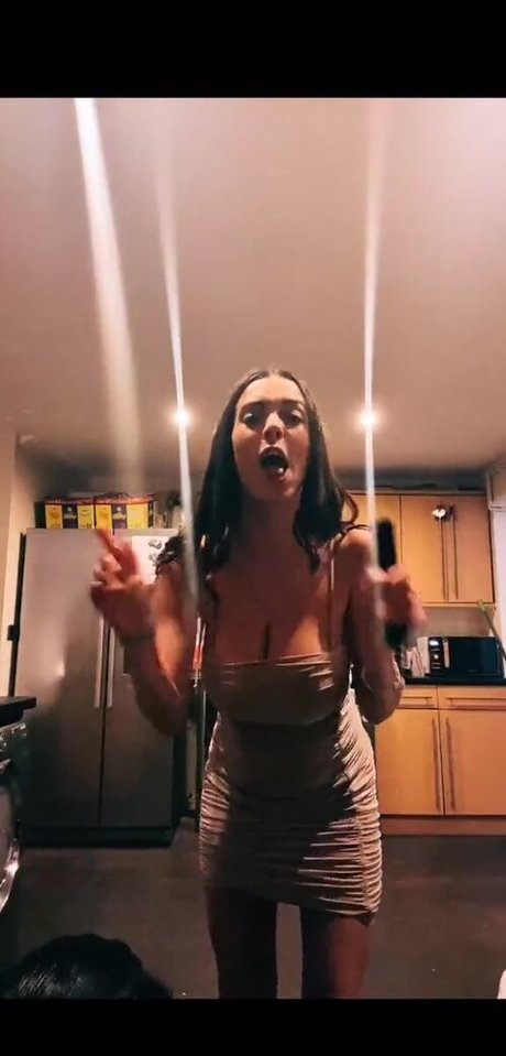 Chelsea Rowlinson schauspielerin top galerien