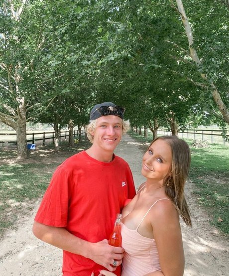 Alex Andrews freie nackte archiv