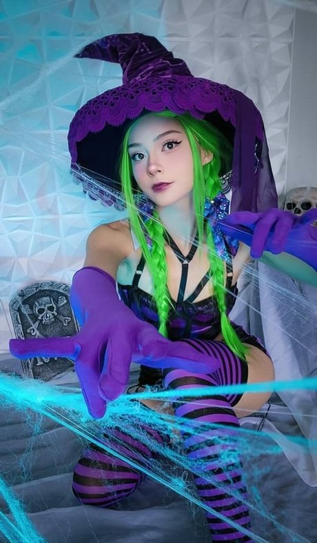 Otaku Jennii perfekte hd bilder