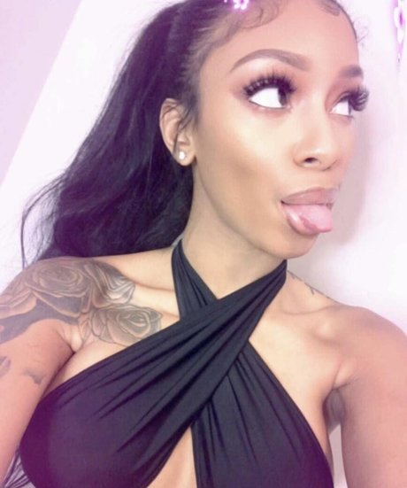 Realamarie erotische kunst foto