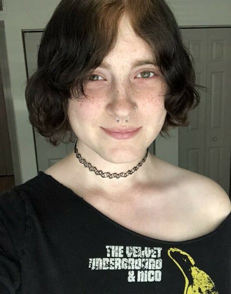 Scarlet Skeie schöne galerien