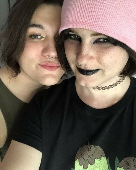 Scarlet Skeie erotische freie galerie