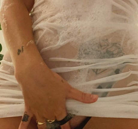 Bek Ellen nackt beste foto