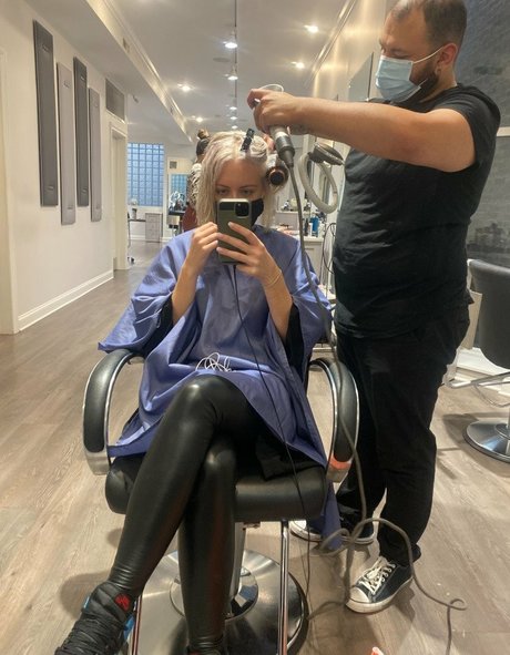 DJ Kaila Troy akt pornostar galerie