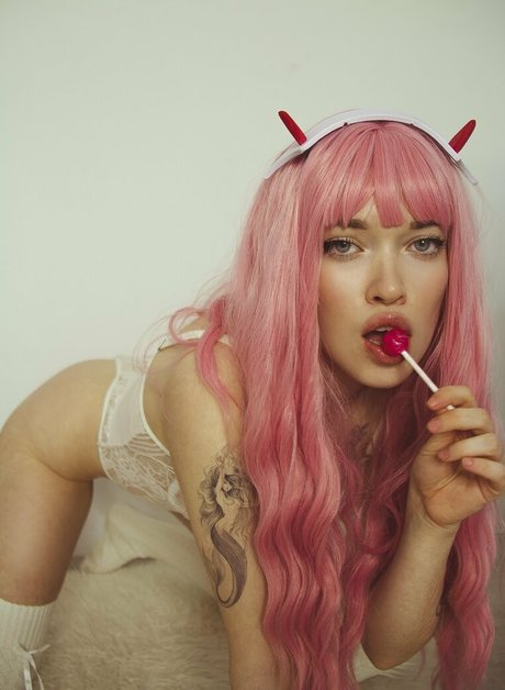 narumibunni exklusive schöne bild