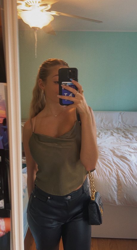 Alina Fernandez erotische perfekte galerie