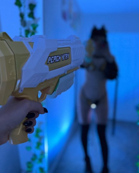 PeachyFry pornostar nacktheit galerie