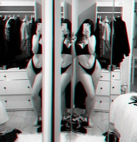 Littleragergirl erotische heiße bilder