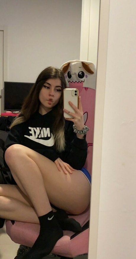 Littleragergirl erwachsene heiße galerie