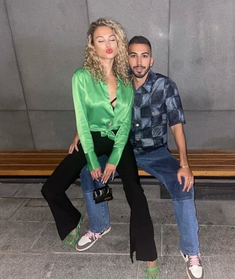 Rose Bertram schauspielerin erotische galerie