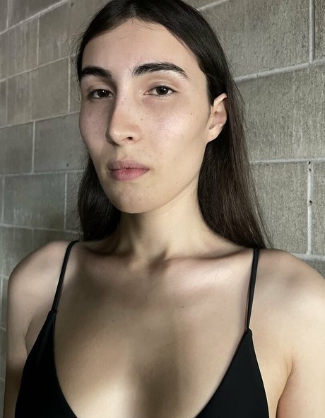 Viika porno nackte galerie